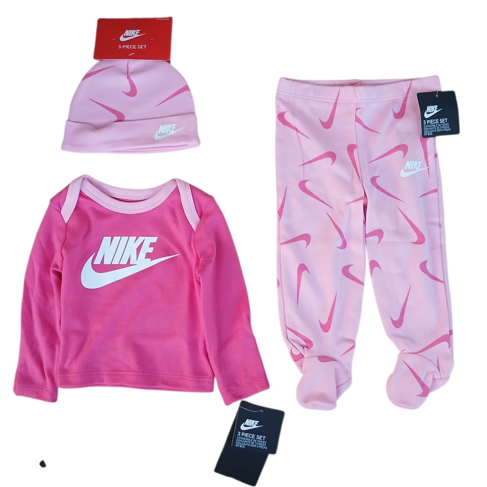 Nike Baby Girl Long Sleeve  Footed Pants & Hat Set Pink, Fuchsia & White NWT